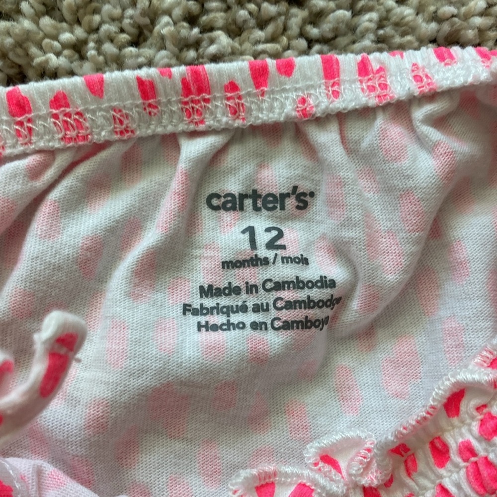 Two tunic-style tops (Carter’s , Maggie & Zoe), 12 months size - Picture 14 of 15